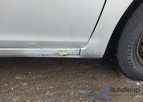 2002 Toyota Camry Xle z USA, uszkodzony, nr VIN 4T1BE30K92U612119